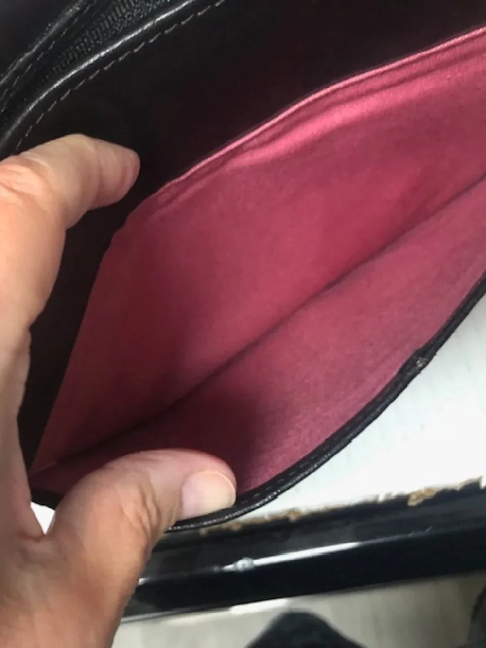 Hobo International black leather crossbody purse wallet dark pink lining